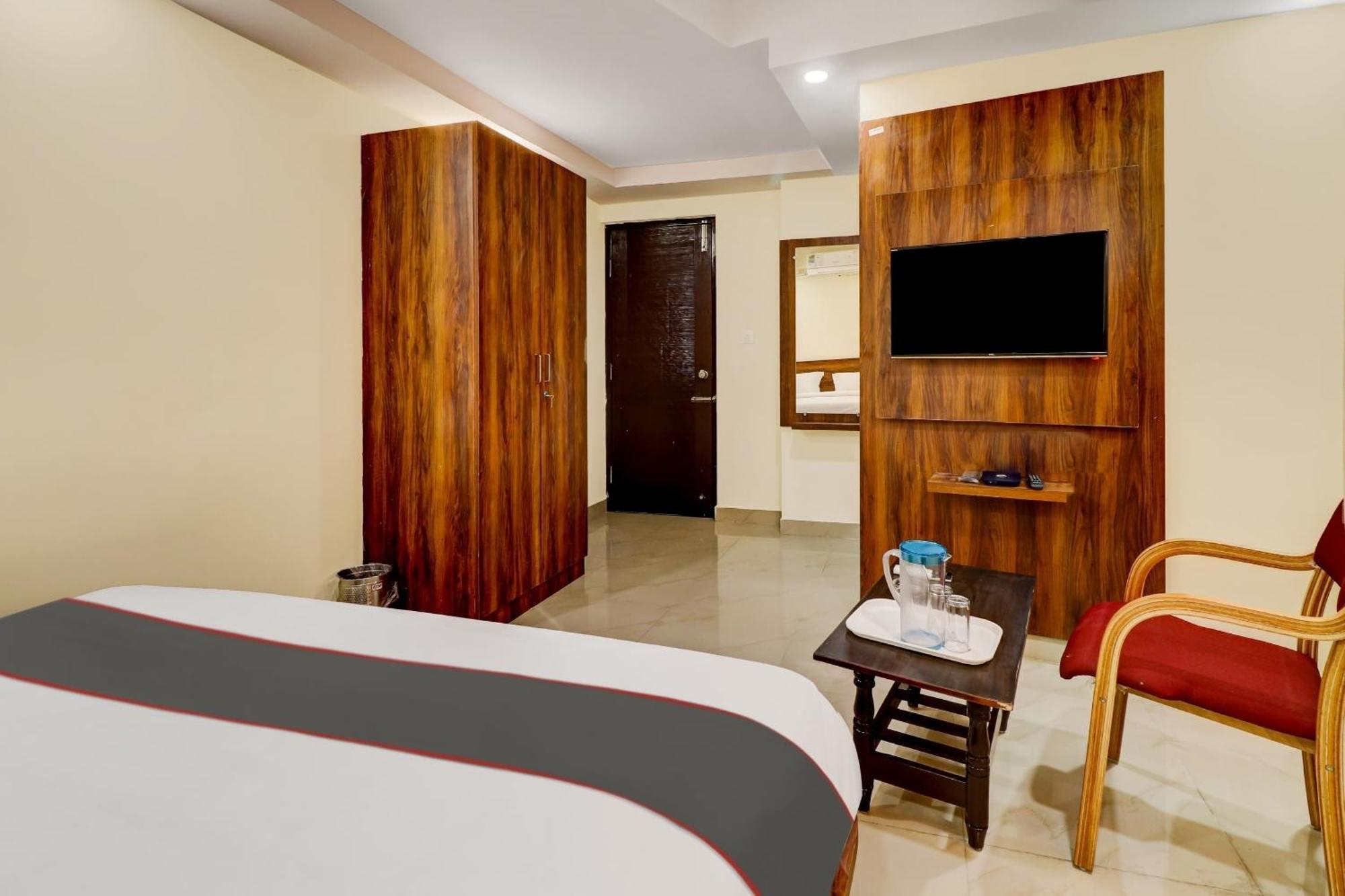 Hotel Collection O Hemadri Residency Bangalore Exterior foto