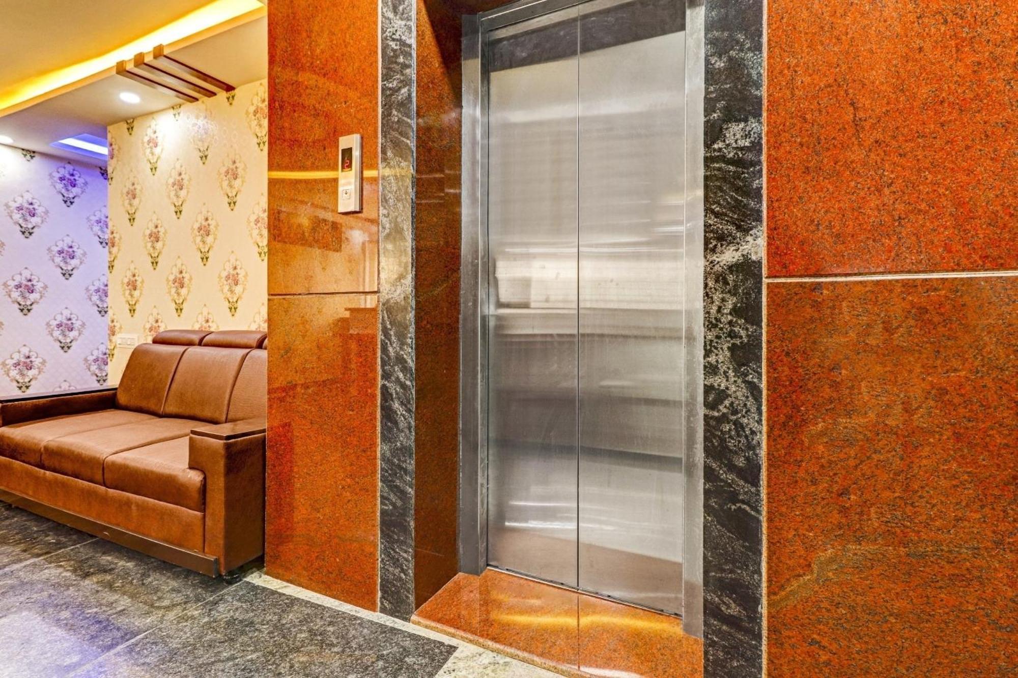 Hotel Collection O Hemadri Residency Bangalore Exterior foto